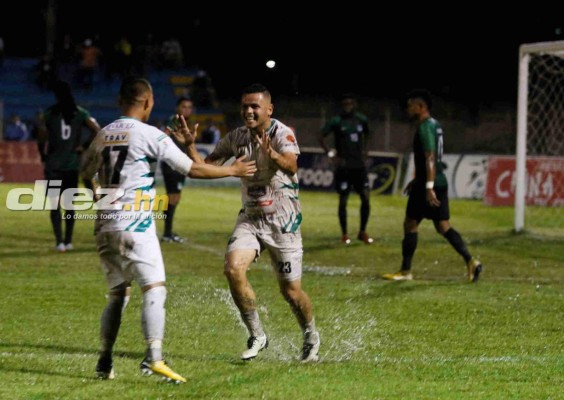 Fotos: El enorme festejo del Santos tras clasificarse a la final de la Liga de Ascenso