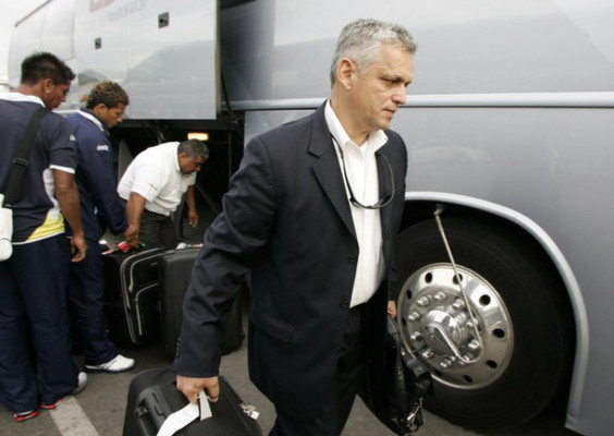 Ecuador listo para enfrentar a Colombia y Polonia