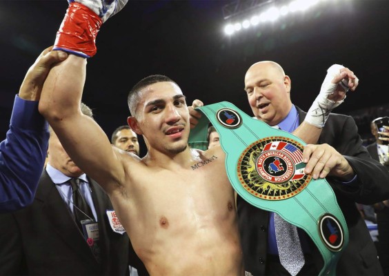 EN FOTOS: Así noqueó Teófimo López a Diego Magdaleno