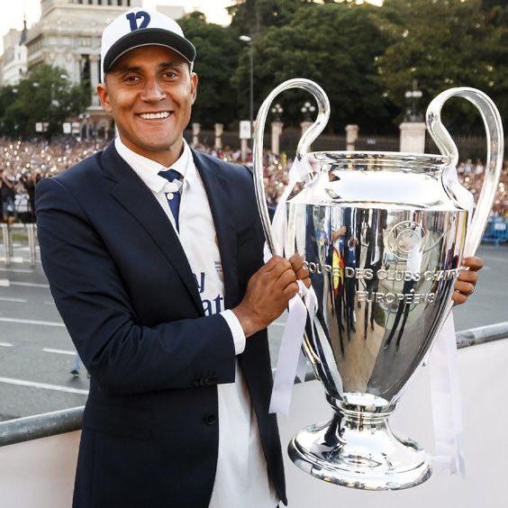 Keylor Navas se gana a la afición de Pumas en su presentación: esto dijo de los errores de Parra y, ¿cuándo debutará en Liga MX?