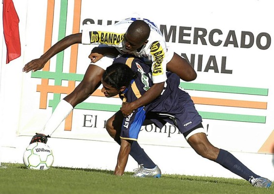 ¡Bronca y Emilio enojado! Las 15 fotos que seguramente no habías visto de los clásicos Motagua-Olimpia
