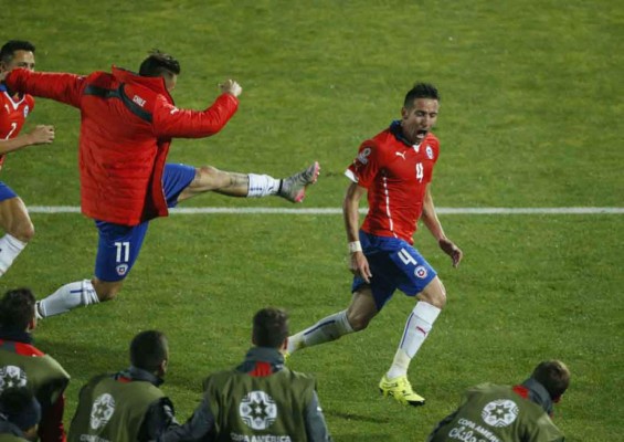 Chile venció 1-0 y avanzó a semifinales de la Copa América