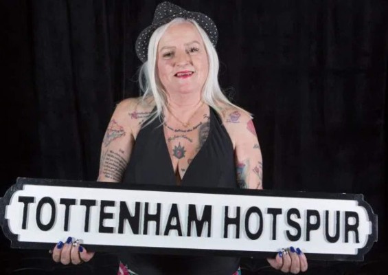 Increíble: Fanática de José Mourinho tiene 38 tatuajes de él y aumentó tras su fichaje por el Tottenham&nbsp;&nbsp;