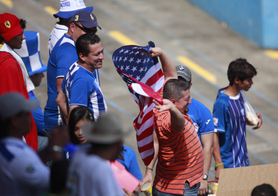 Gran Ambiente previo al Juego entre Honduras VS USA.
