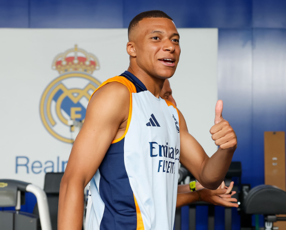 Mbappé ya está con el Real Madrid: así fue su primer entrenamiento y Ancelotti recupera todas sus armas