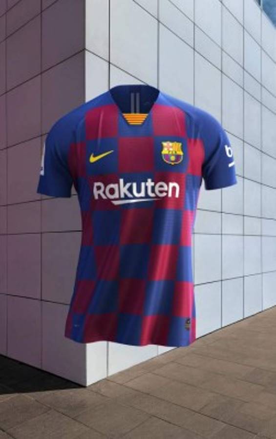 ¡A cuadros! El FC Barcelona lanza la nueva camiseta para la temporada 2019-20