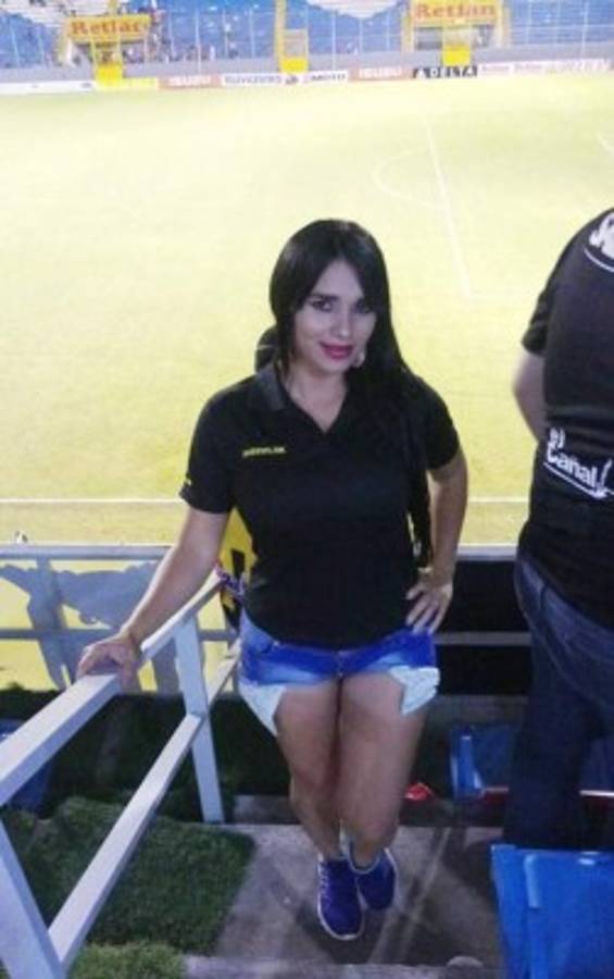 Rouse Fuentes, la explosiva aficionada de Marathón que festeja la novena