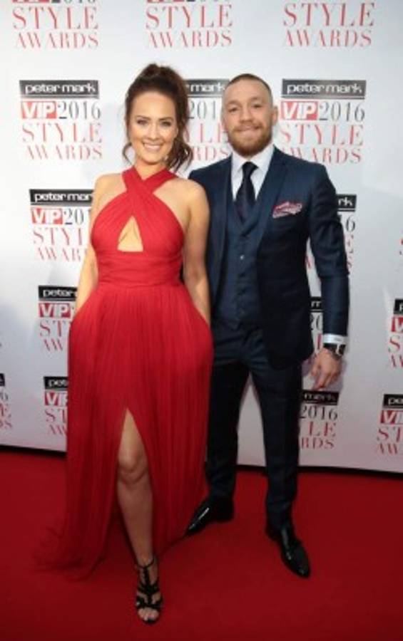 Las espectaculares mujeres de McGregor y Mayweather