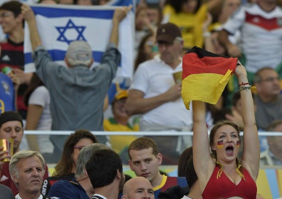 El ambiente de los alemanes en el Maracaná.