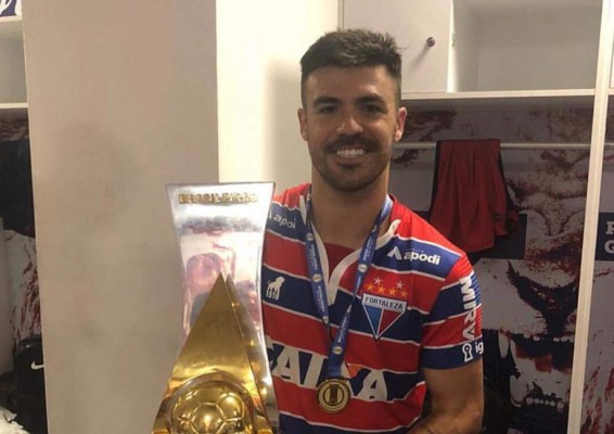 Diario AS pone al hondureño Cristian Cálix como uno de los mejores fichajes de la Liga MX