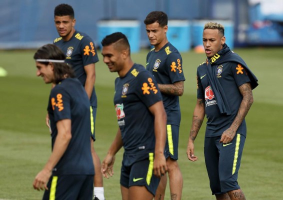 Neymar y Brasil se reportan listos para el duelo ante Costa Rica