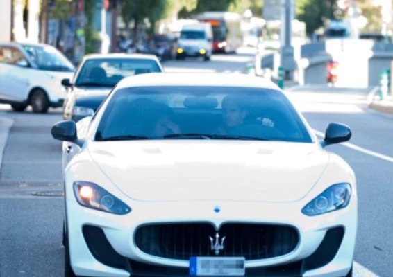 Así gasta Messi sus 555 millones de euros: Mansión, jet privado, hoteles y su colección de autos