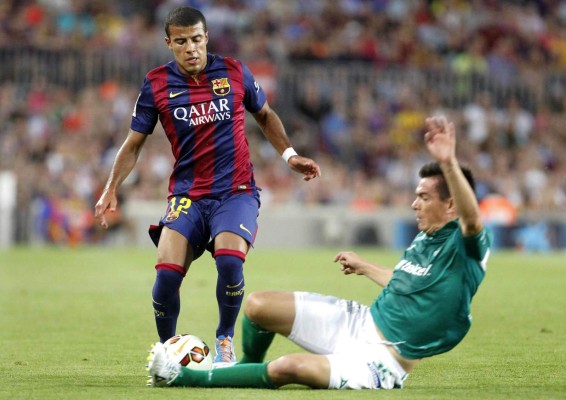 Barcelona aplasta al León y se queda con Trofeo Joan Gamper