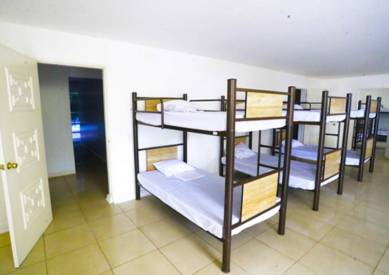 El Salvador albergará 300 médicos que luchan contra el coronavirus en Residencia Presidencial