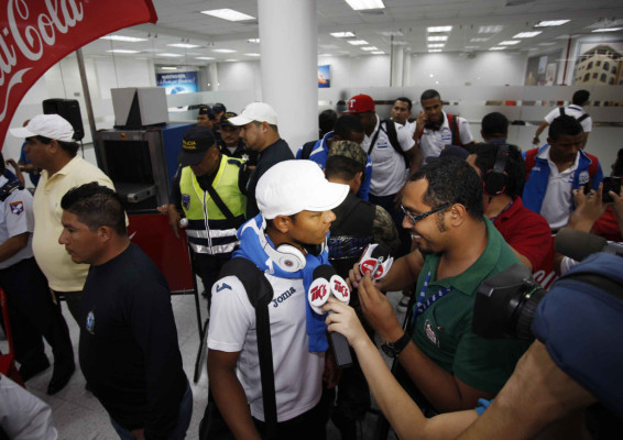 Locura en recibimiento de la Selección Sub 23