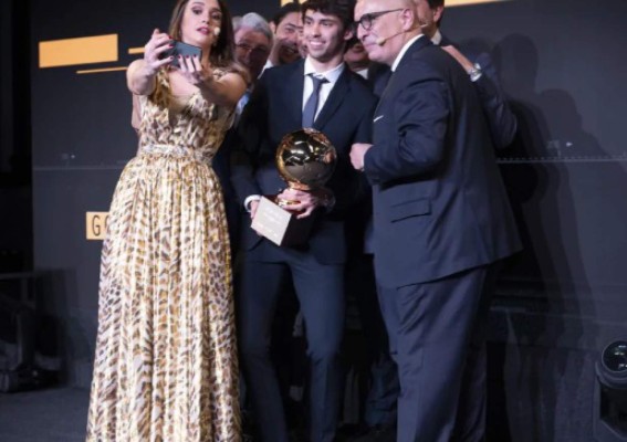 La espectacular novia de 20 años de Joao Félix deslumbra en la gala del Premio 'Golden Boy'