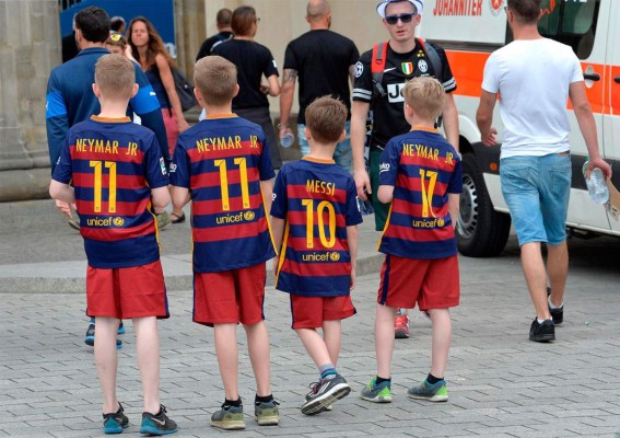 Las mejores fotos de los aficionados del Barcelona en Berlín