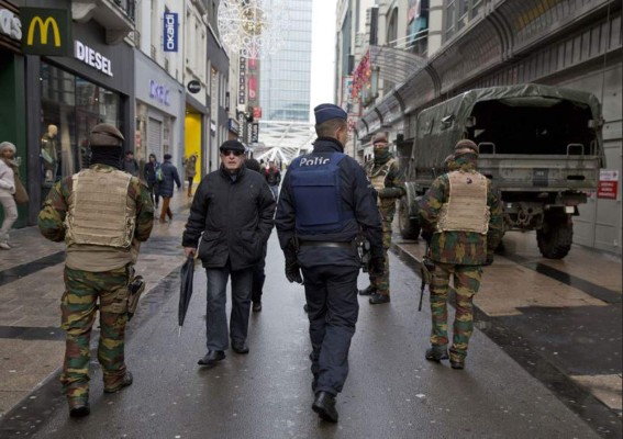 FOTOS: Así amaneció Bruselas ante alerta máxima por terrorismo