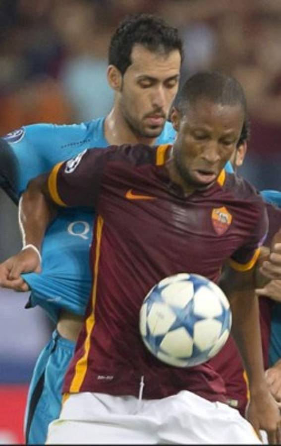 Futbolistas que han vestido las camisetas de Roma y Barcelona