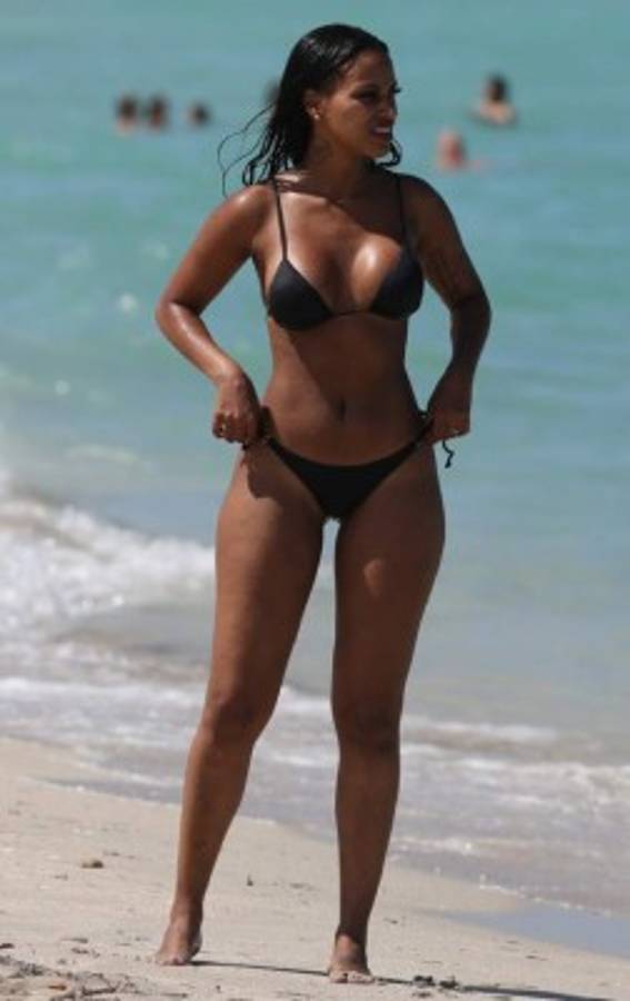 Así luce la preciosa Fanny Neguesha, expareja de Mario Balotelli