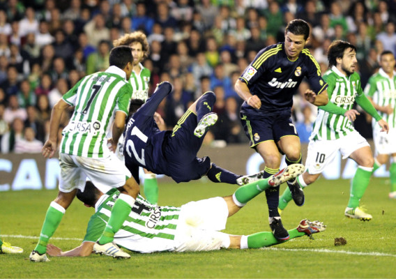 R. Madrid perdió 0-1 ante el R. Betis en la LIGA BBVA