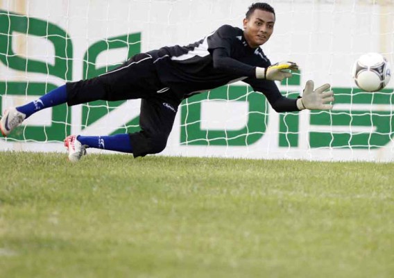 Futbolistas que cambiaron de equipo y ahora viven un infierno en el banco