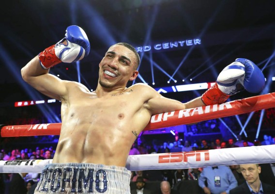 EN FOTOS: Así noqueó Teófimo López a Diego Magdaleno