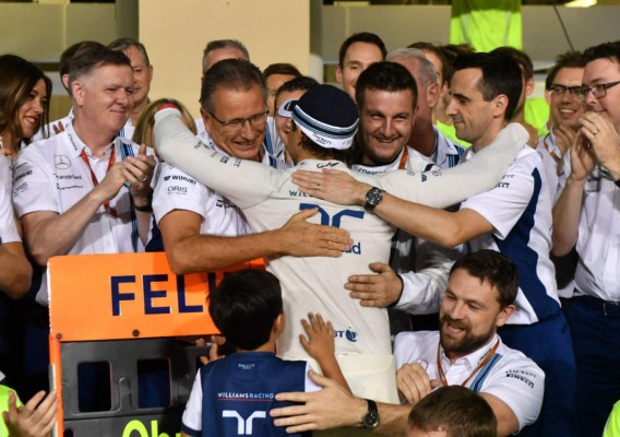 Nico Rosberg gana su primer título de Fórmula Uno