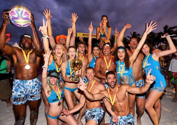 Las hermosas chicas que adornaron el Model Beach Volleyball en Miami