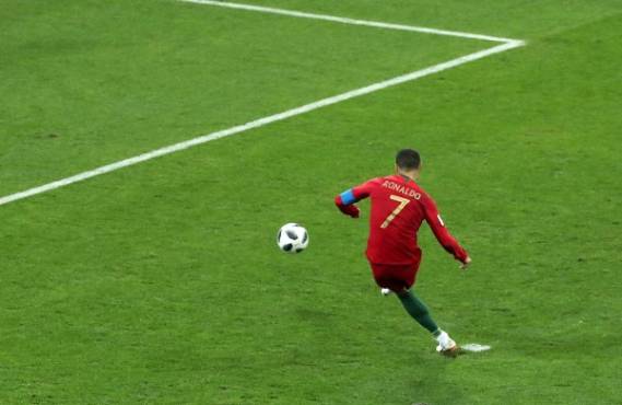 Su primer gol ante España de lanzamiento de penal.