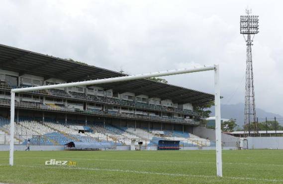 Así luce el estadio Morazán de San Pedro Sula a pocos días del inicio del Premundial de Concacaf. Foto: Neptalí Romero.