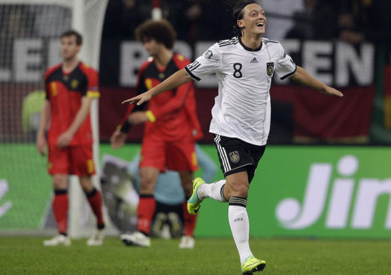 Imágenes de las eliminatorias de la Eurocopa 2012.