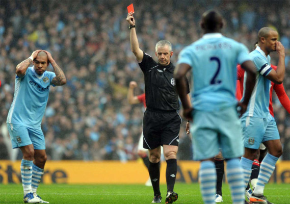 Fiesta del fútbol en la ciudad de Manchester.