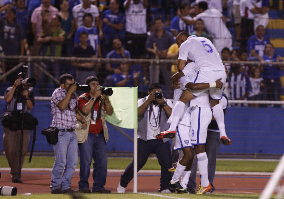 Las mejores imágenes de Honduras vs Cuba.