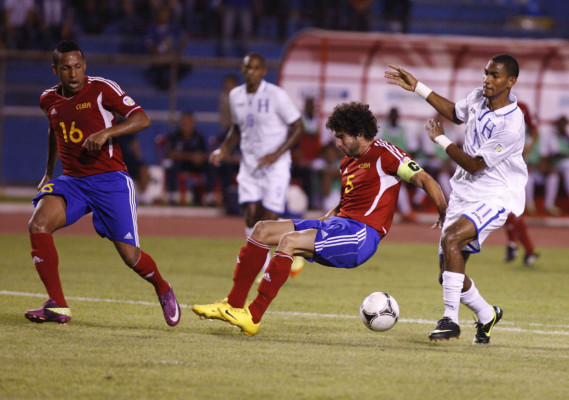 Las mejores imágenes de Honduras vs Cuba.