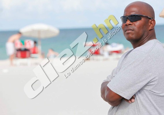 Así es la vida de Martín Castro trabajando en la construcción en Miami