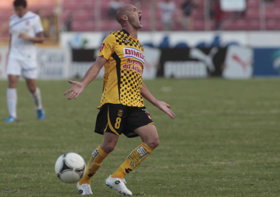 Clásico polémico en el Nacional entre Olimpia Y Real España