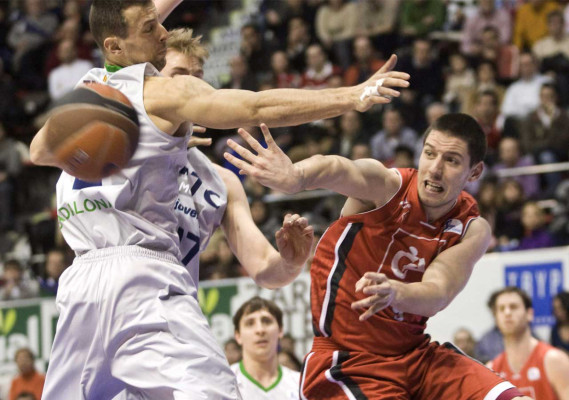 Acción deportiva mundial en graficas .