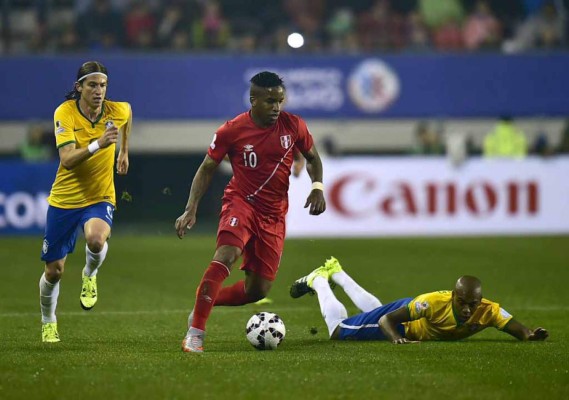 Brasil-Perú en imágenes