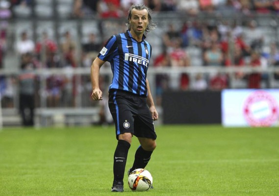 Las leyendas del Inter de Milán con los que juega David Suazo