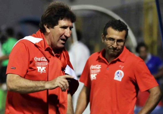 Comisión de Disciplina sanciona con dos partidos al cuerpo técnico del Olimpia