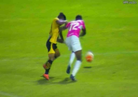 VIDEO: Reviví el penal que para Olimpia nunca existió