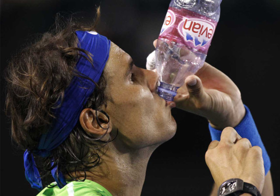 Nadal y Federer se verán de nuevo las caras en semifinales de Australia.