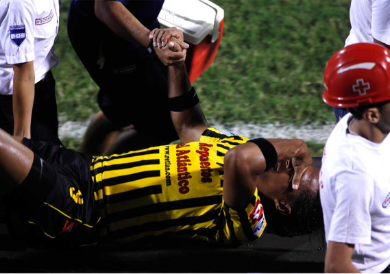 Clásico sampedrano se pintó de verde .