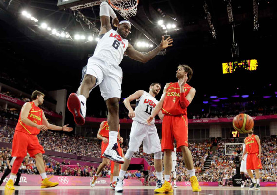 Estados Unidos vence a España y es campeón en básquetbol‎.