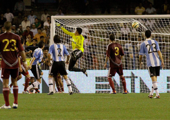 Argentina inicia con pie derecho la era Sabella