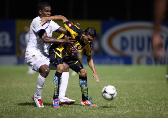 Clásico Real España-Olimpia en imágenes