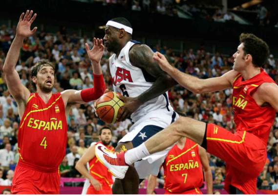 Estados Unidos vence a España y es campeón en básquetbol‎.