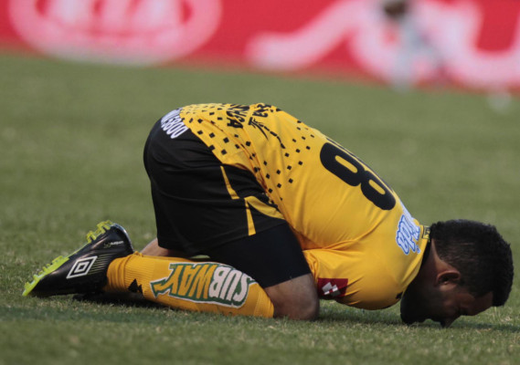 Clásico polémico en el Nacional entre Olimpia Y Real España