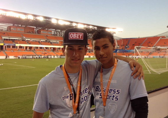 Los hondureños que estuvieron en el BBVA Compass Stadium